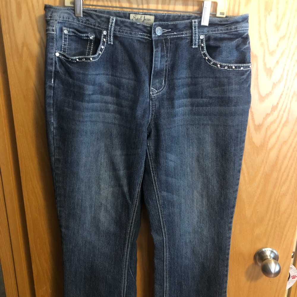 Women’s Earl Jeans with bling